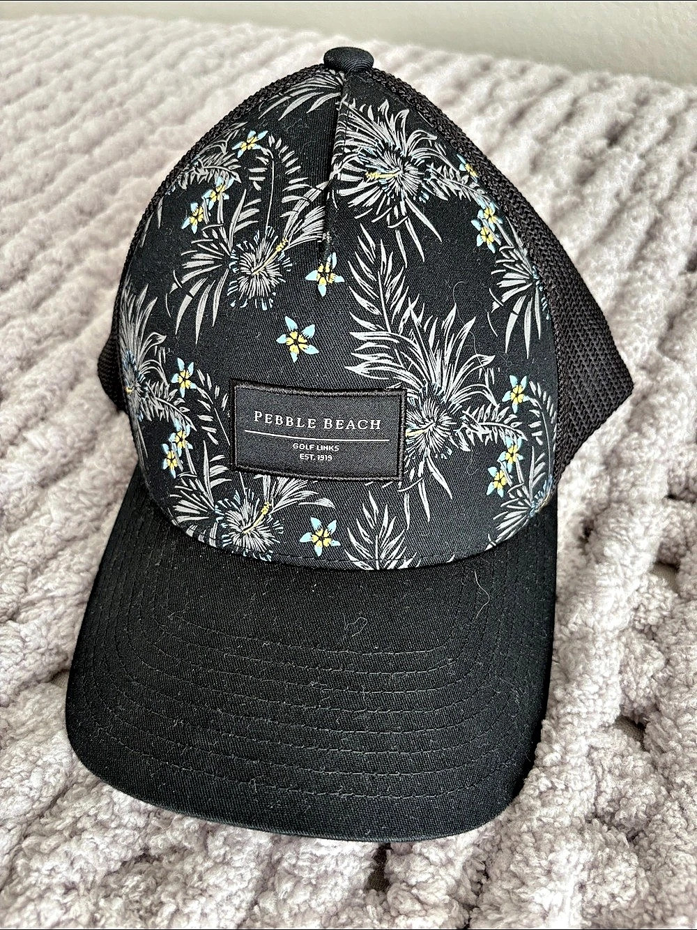 Pebble Beach One Ten Flexfit Tech Floral Flexfit Hat in Black